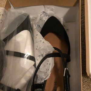 Black Multi Fabric flats